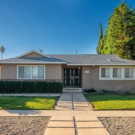 Large Home With Pool + Jacuzzi Los Angeles Exterior photo